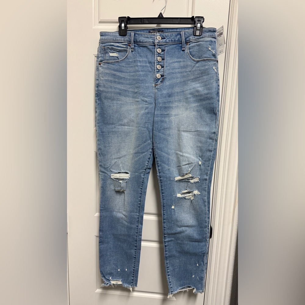 BNWT! Abercrombie & Fitch high rise super skinny jeans size 33Long